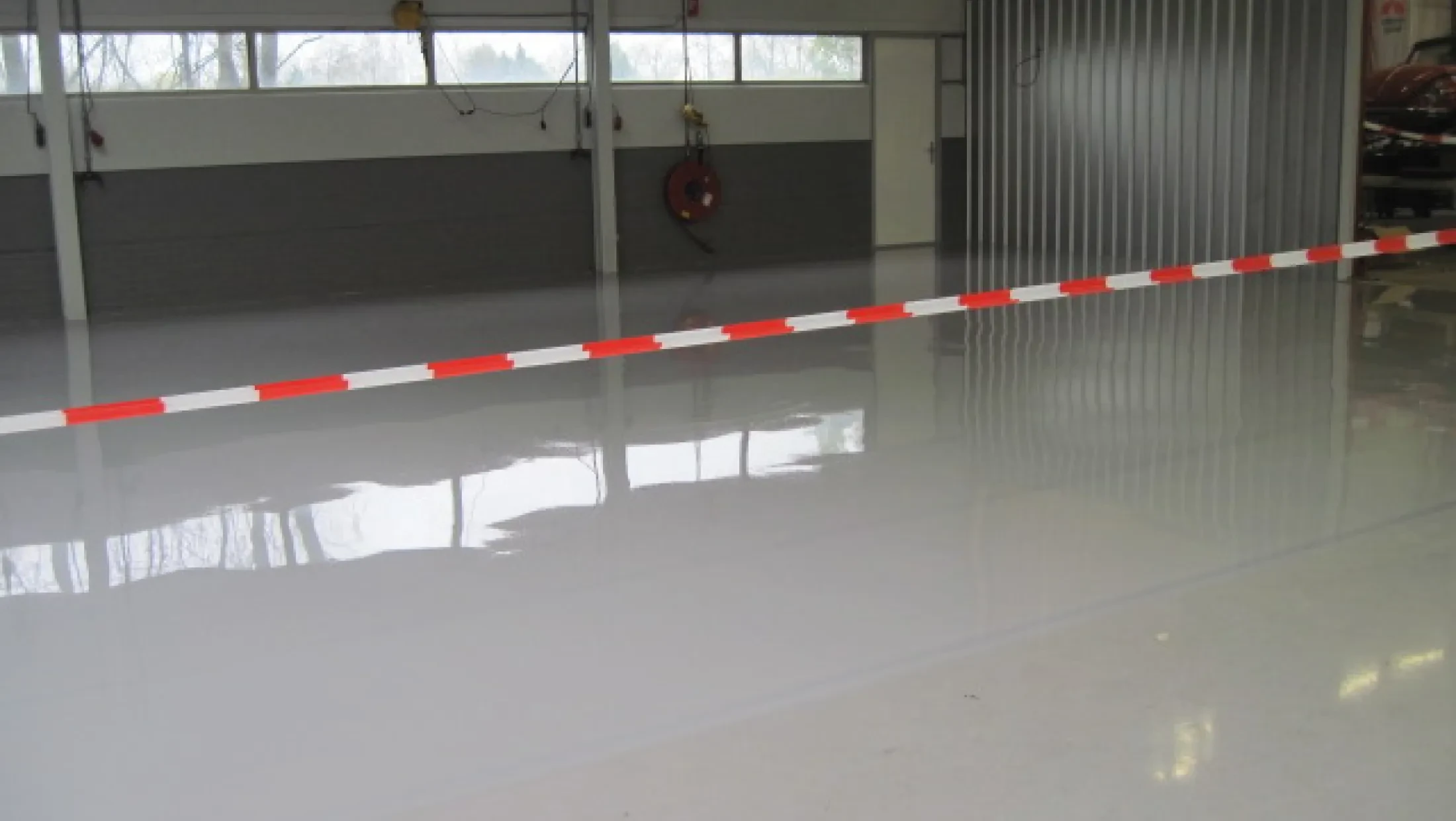 Afwerklaag van de vloer is gestort